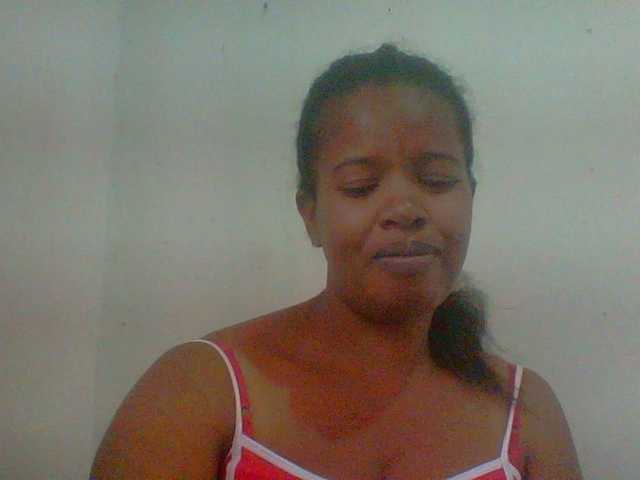 Edwiga's BongaCams show and profile