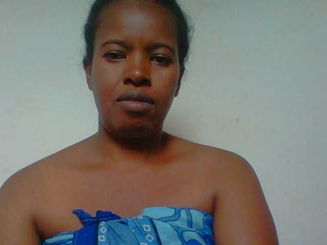 Edwiga's BongaCams show and profile