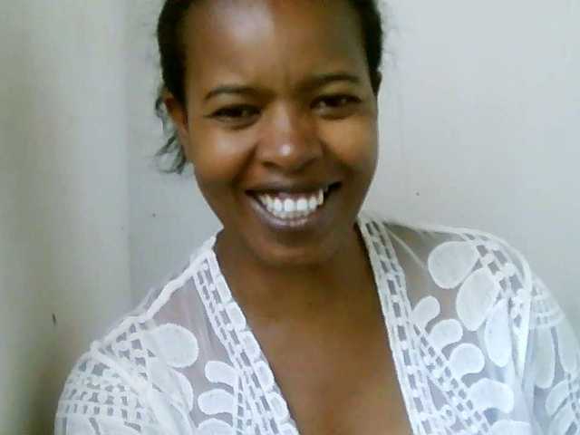 Edwiga's BongaCams show and profile