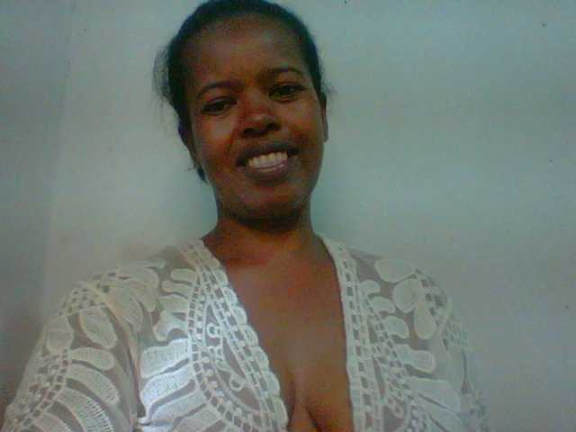 Edwiga's BongaCams show and profile