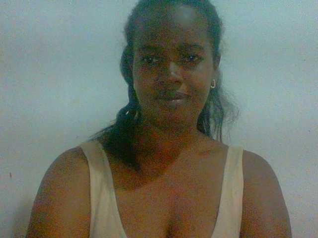 Edwiga's BongaCams show and profile