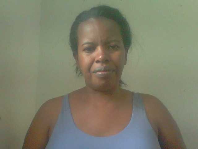 Edwiga's BongaCams show and profile