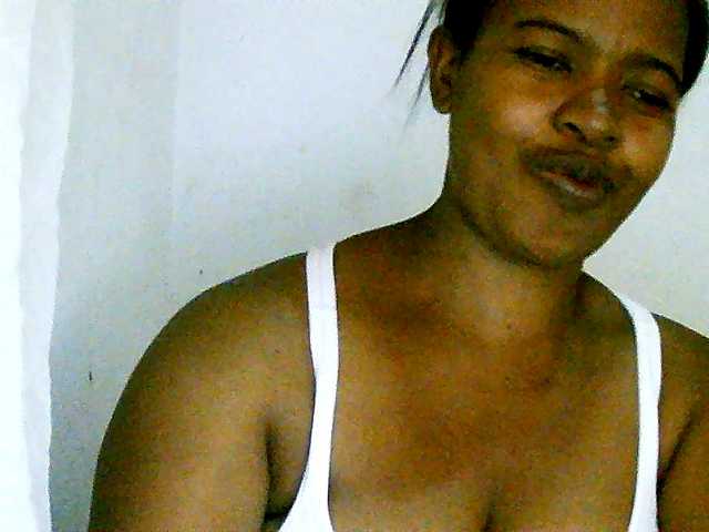 Edwiga's BongaCams show and profile