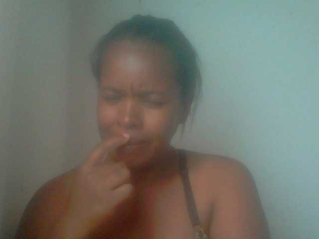 Edwiga's BongaCams show and profile