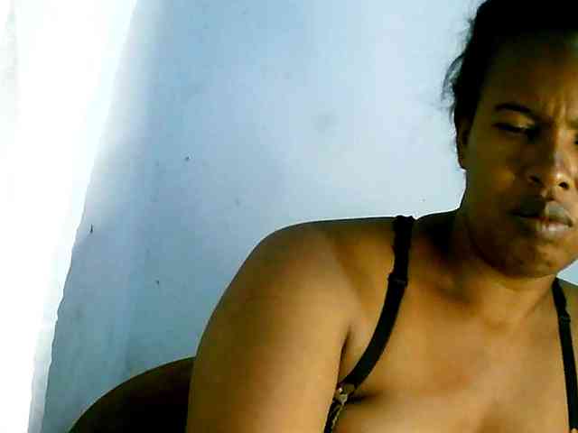 Edwiga Live Webcam on BongaCams