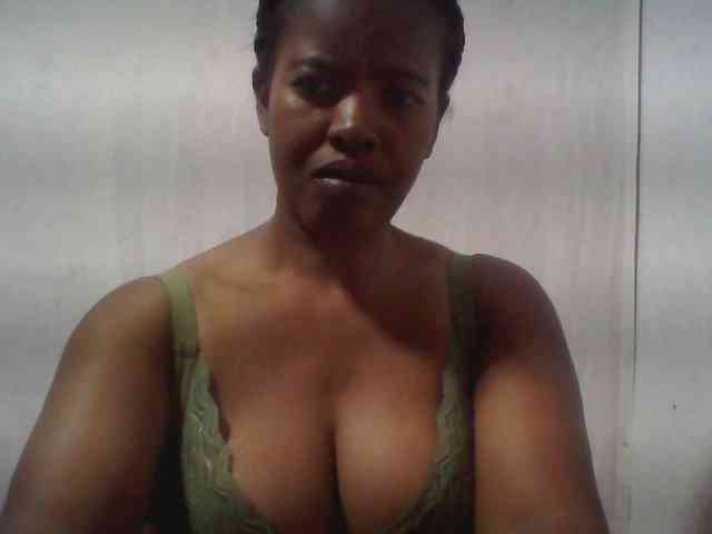 Edwiga Live Webcam on BongaCams