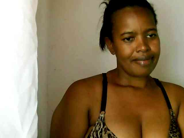 Edwiga Live Webcam on BongaCams