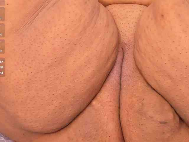 Kimiekaboom webcam