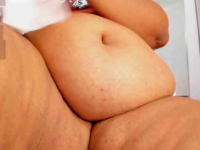 Kimiekaboom webcam