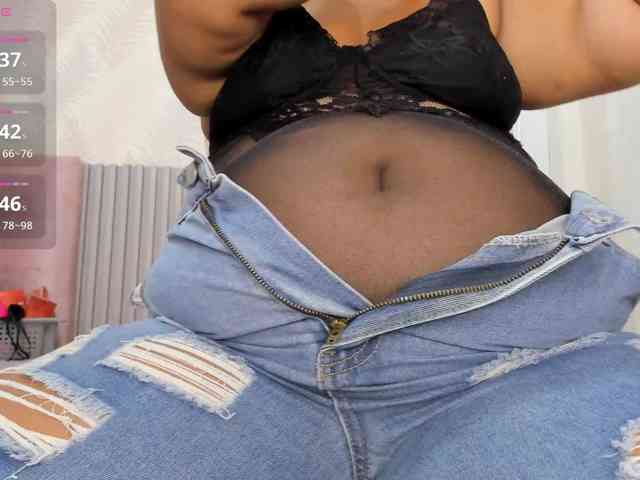 Kimiekaboom webcam