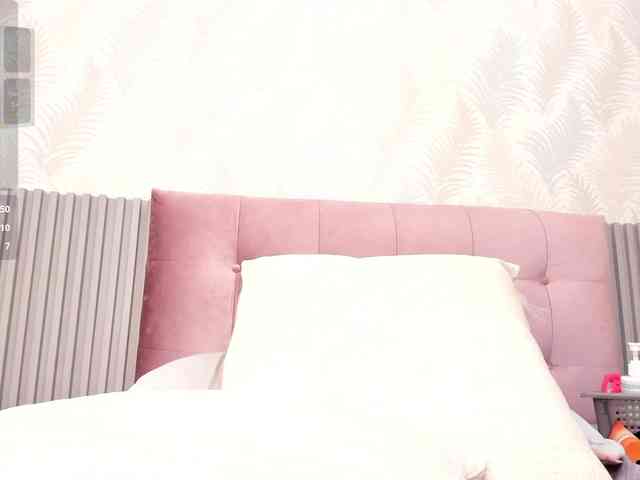 Kimiekaboom webcam