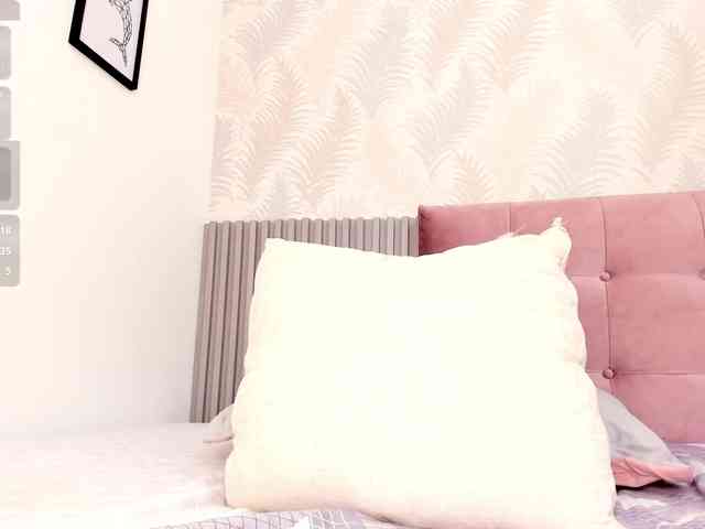 Kimiekaboom webcam