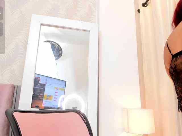 Kimiekaboom webcam