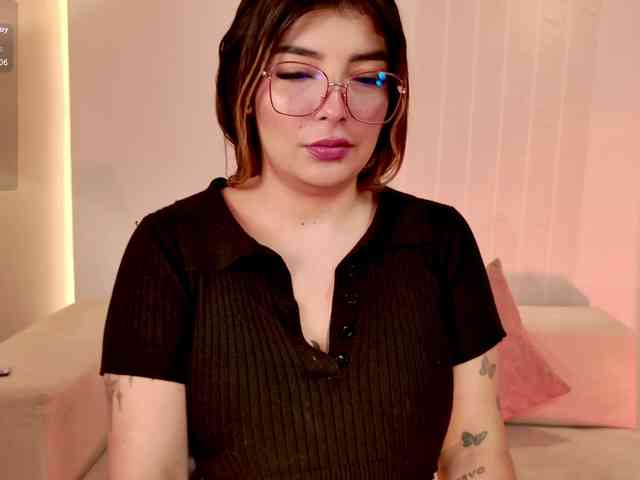 LisaMonroe webcam