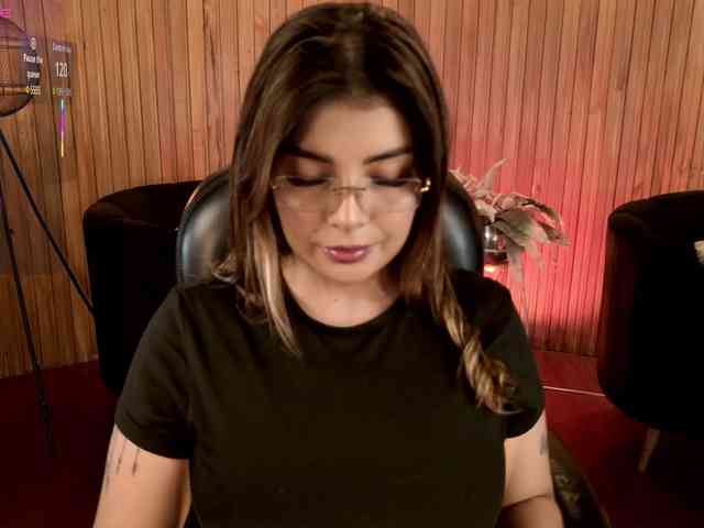 LisaMonroe LisaMonroe