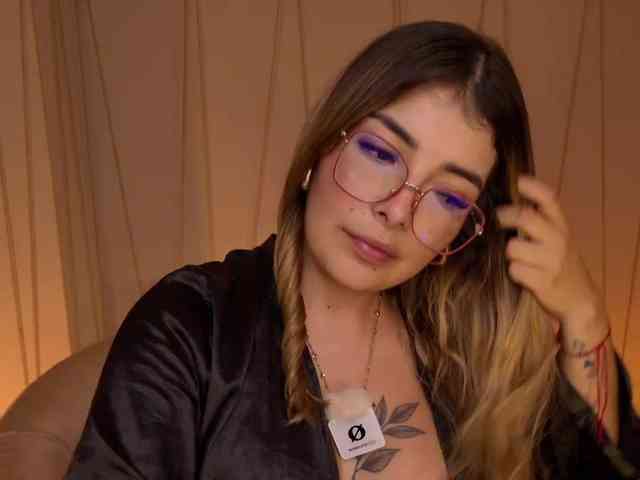 LisaMonroe webcam