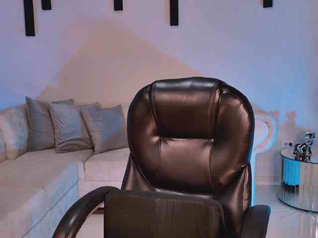 LisaMonroe webcam