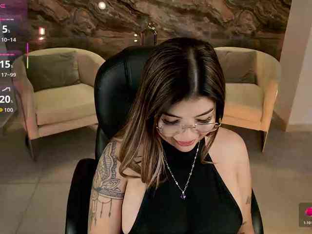 LisaMonroe LisaMonroe