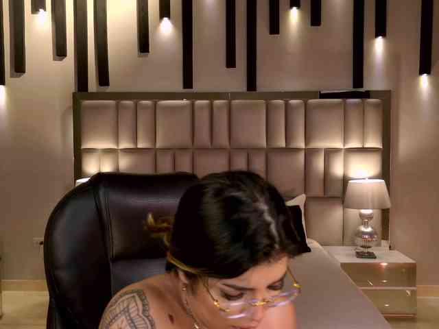 LisaMonroe LisaMonroe