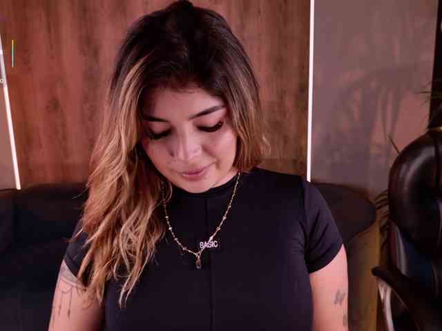 LisaMonroe webcam
