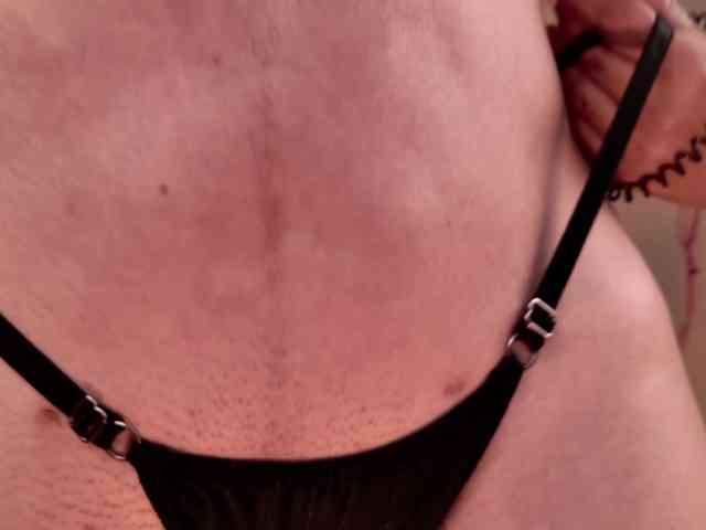 LisaMonroe webcam