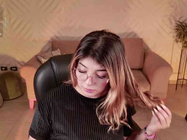 LisaMonroe webcam