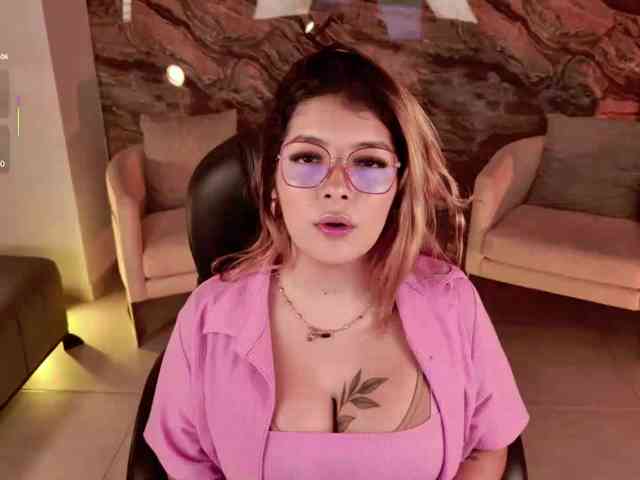 LisaMonroe webcam