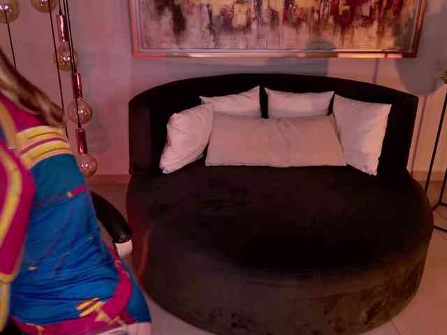 LisaMonroe webcam