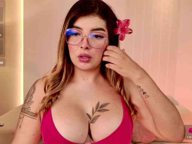 LisaMonroe webcam