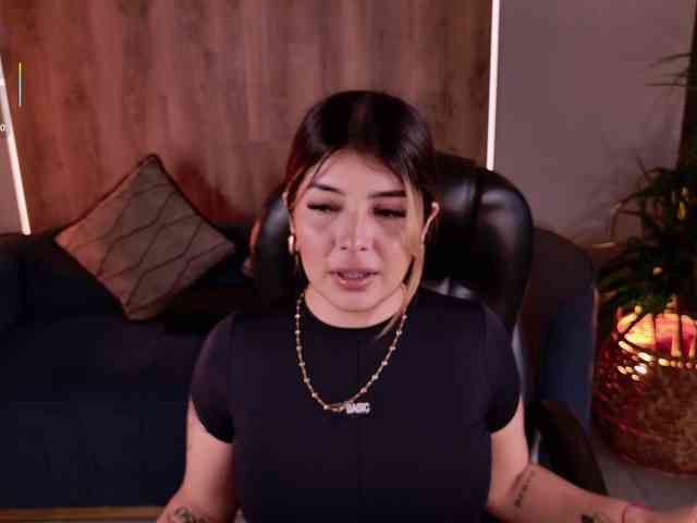 LisaMonroe webcam