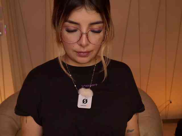 online web cam LisaMonroe