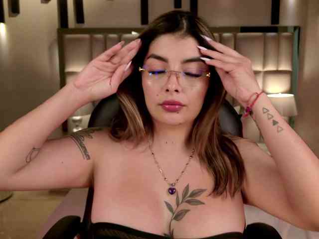 LisaMonroe LisaMonroe