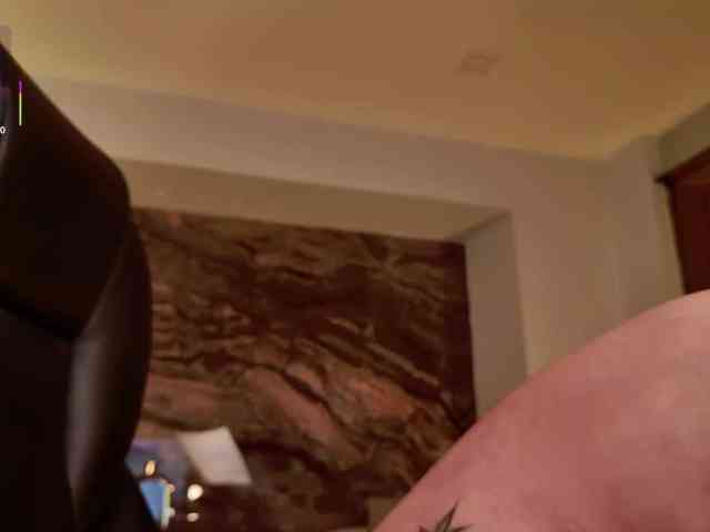 LisaMonroe webcam