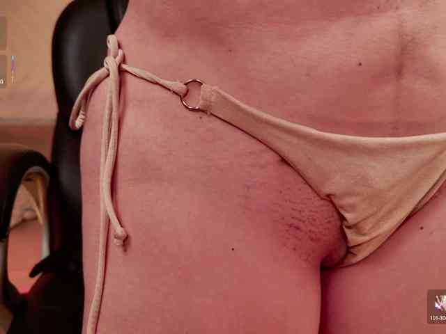 LisaMonroe webcam