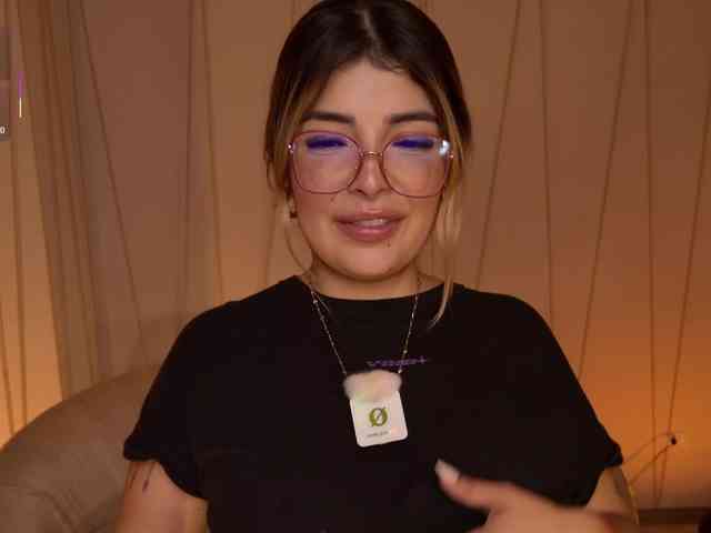 LisaMonroe webcam