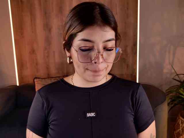 LisaMonroe webcam