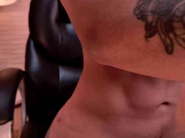 LisaMonroe webcam