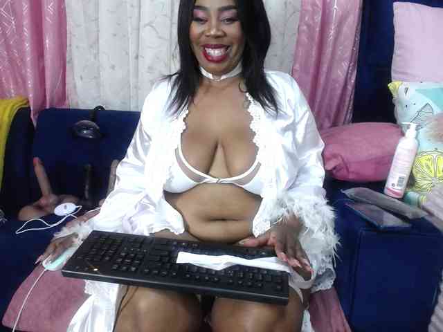 crystalbee webcam
