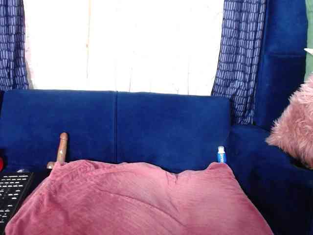 crystalbee webcam