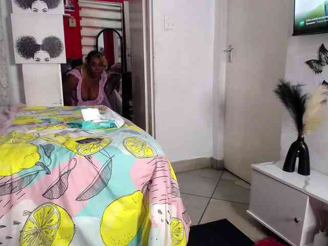crystalbee webcam