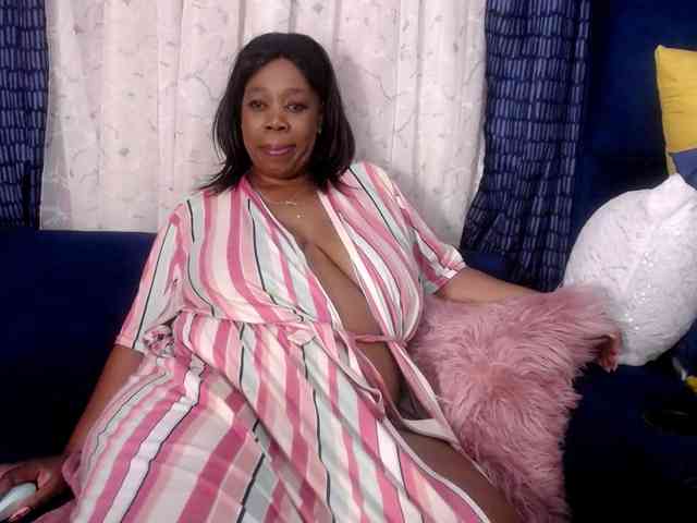 crystalbee Live Webcam on BongaCams crystalbee Live Webcam on BongaCams