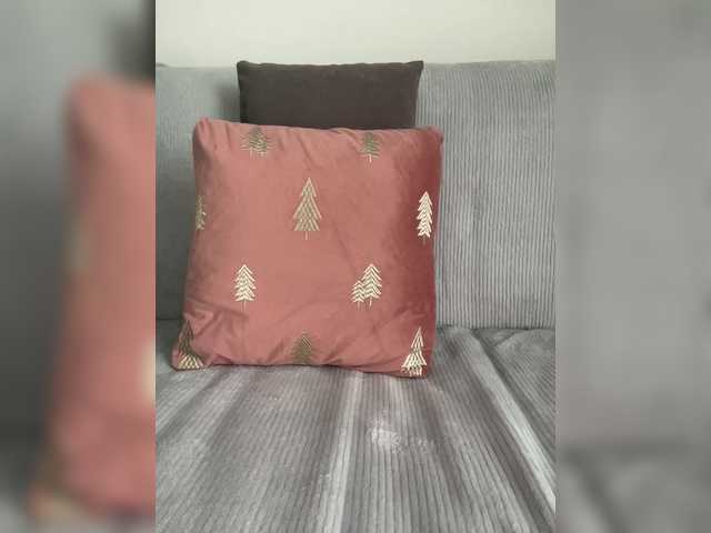 RussAss's BongaCams show and profile