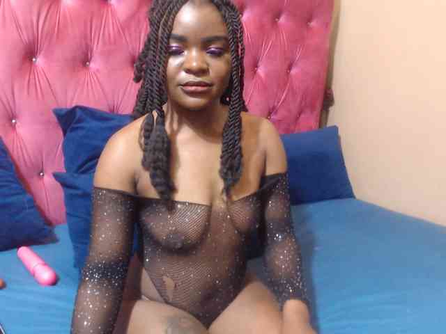 Yummy--Freak webcam
