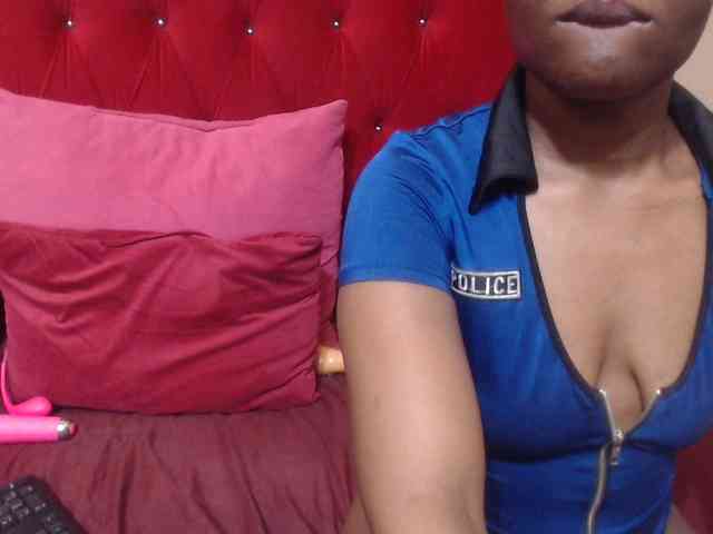 Yummy--Freak webcam