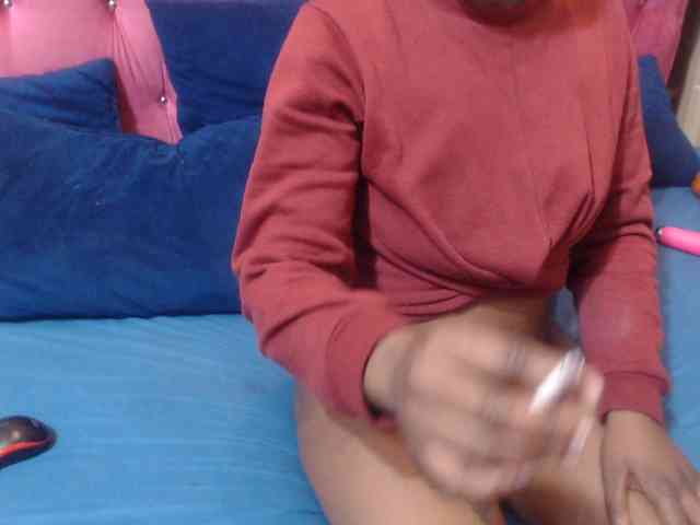 Yummy--Freak webcam