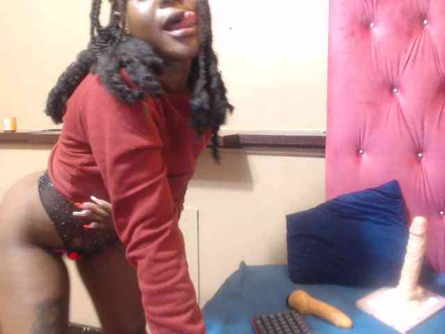 Yummy--Freak webcam