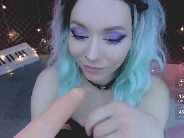 LISA-ALYSSA LISA-ALYSSA