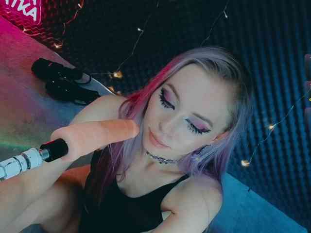 ALYSSA_KASATKA webcam