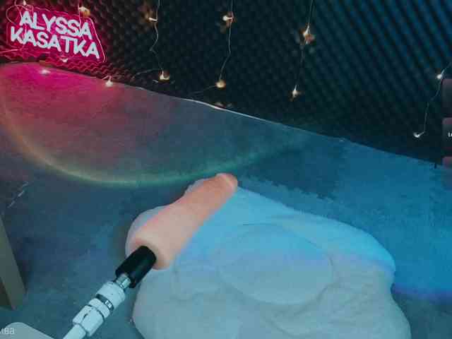ALYSSA_KASATKA webcam