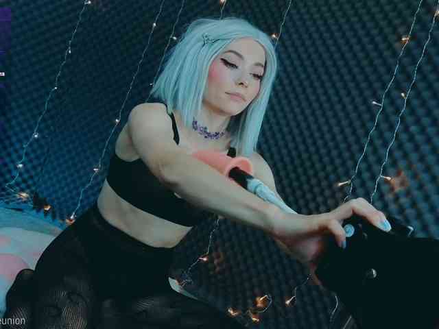 ALYSSA_KASATKA webcam